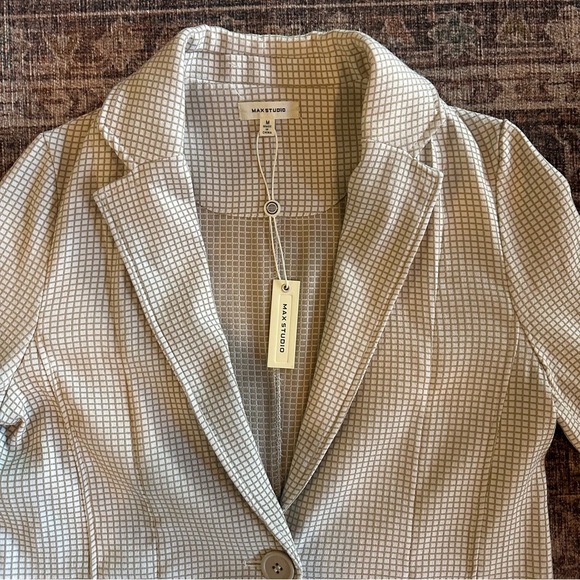 NWT Max Studio Blazer | Tan & White Grid Pattern | Women’s M - Picture 4 of 9